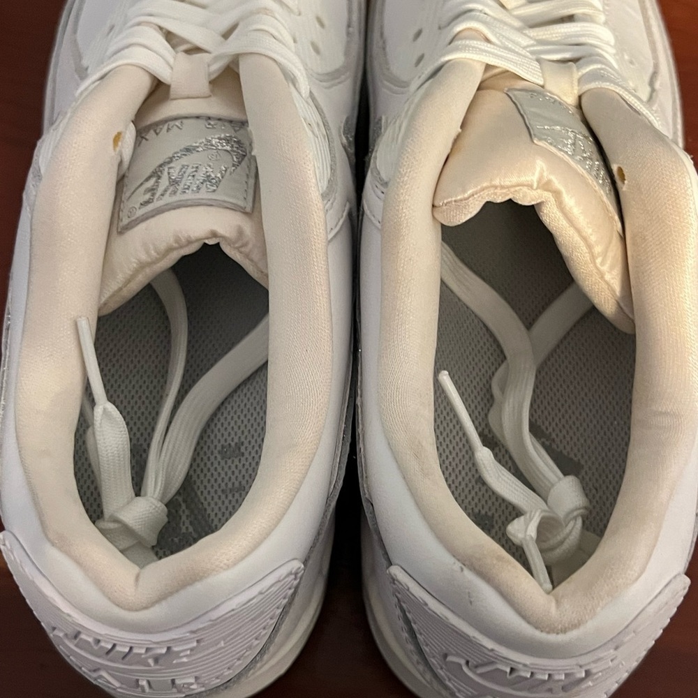 Nike White and Silver Air Max 90 Excellent Condition Pre Owned - Picture 5 of 8